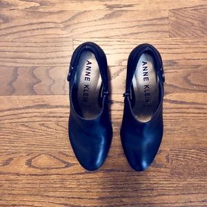 anne klein sophie bootie
